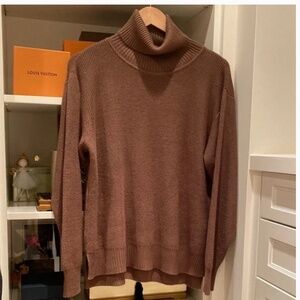 MARSEE’S Brown Turtleneck Sweater